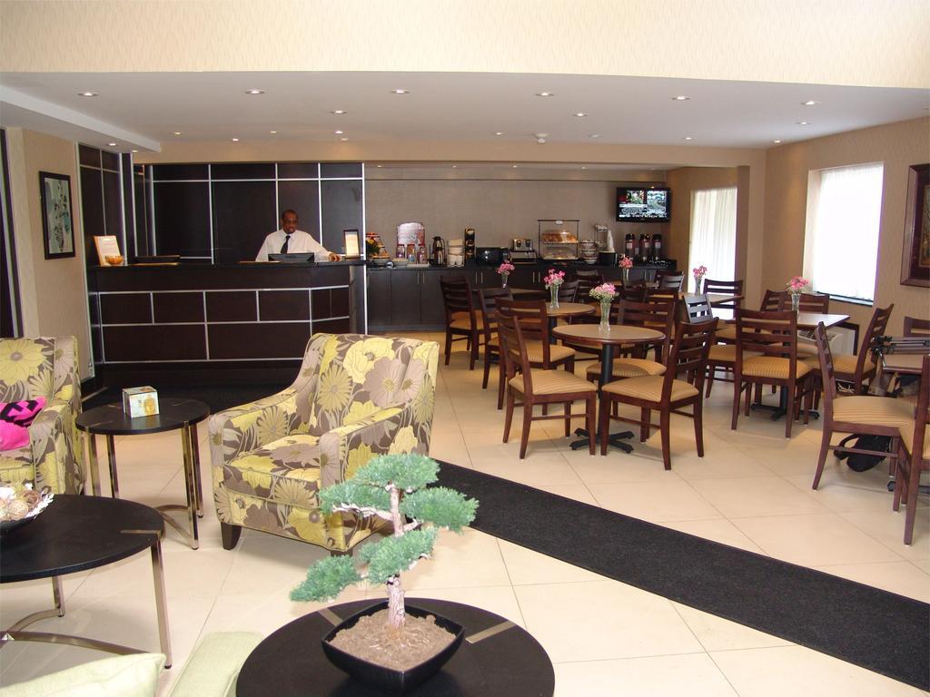 Comfort Inn East Scarborough Toronto Restaurace fotografie